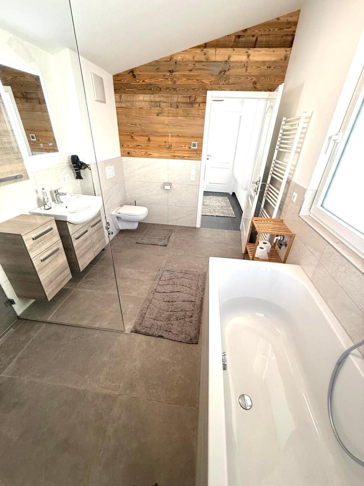 Ena Appartements Altenmarkt im Pongau Bagian luar foto