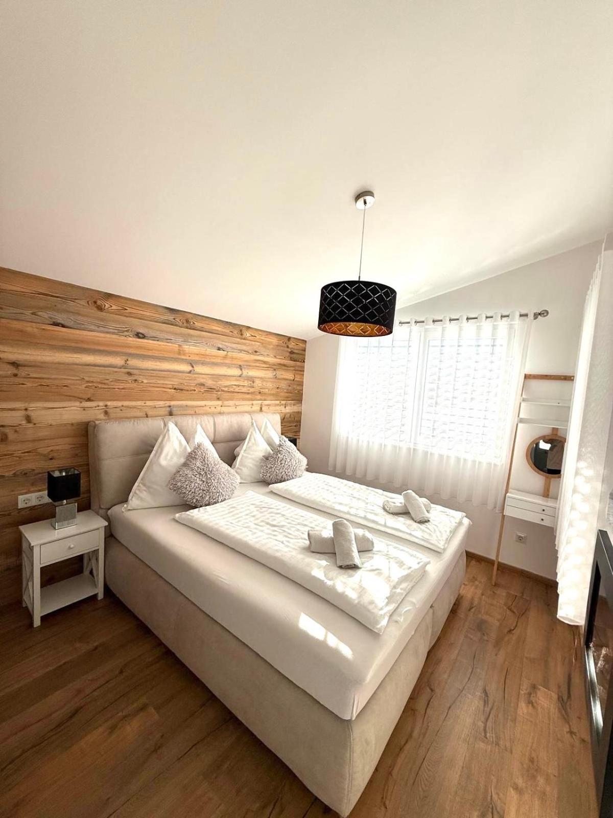 Ena Appartements Altenmarkt im Pongau Bagian luar foto